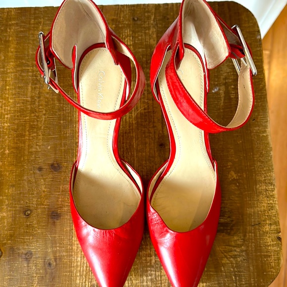 Calvin Klein 3.5 in heel - Picture 1 of 3